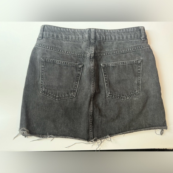 Black TOPSHOP Moto Denim Skirt Size 8 - Picture 3 of 4